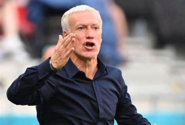 德尚留任但续约搁置，后勤总管背锅，齐达内2022见？